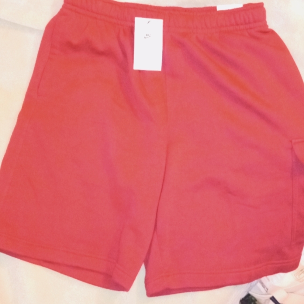Nike training shorts, are Guthrie u ril